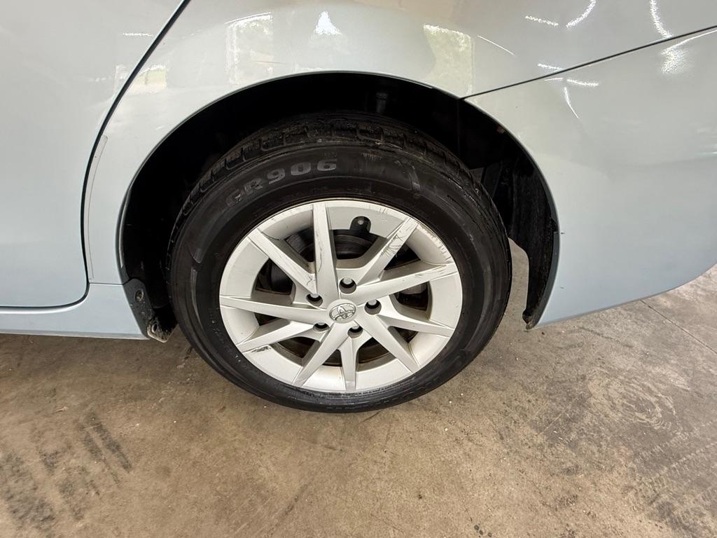 Toyota Prius V Two 2012