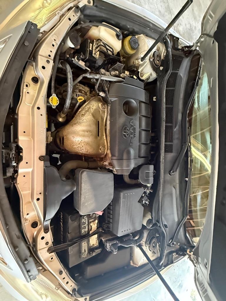 Toyota Camry Base 6-Spd AT 2011