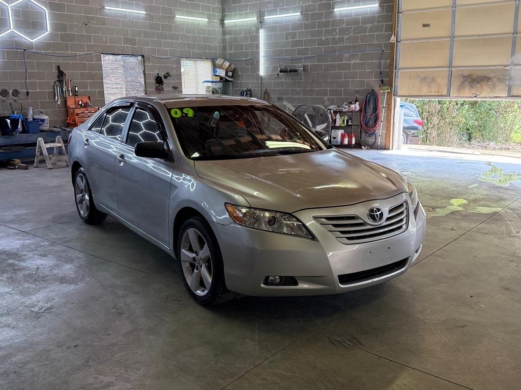 Toyota Camry SE 5-Spd AT 2009