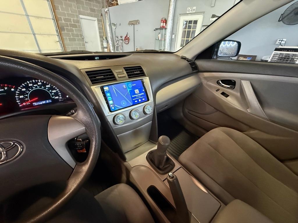 Toyota Camry SE 5-Spd AT 2009