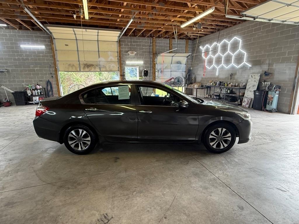Honda Accord LX Sedan CVT 2013