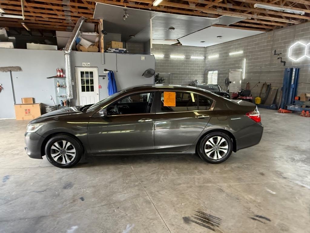 Honda Accord LX Sedan CVT 2013