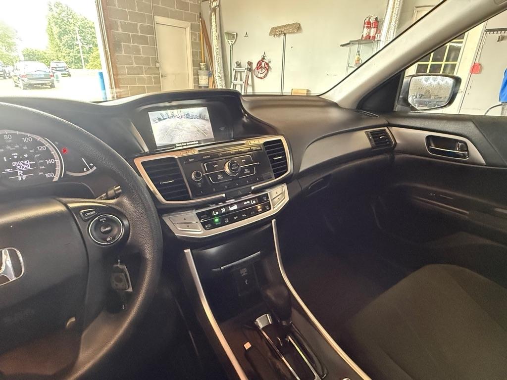 Honda Accord LX Sedan CVT 2013