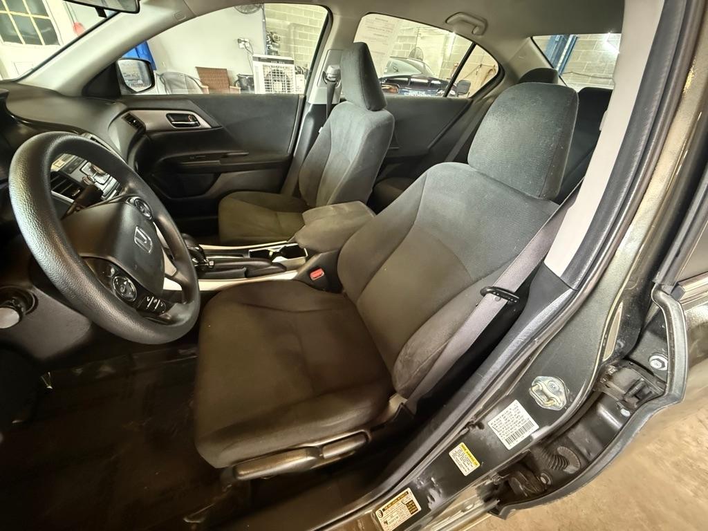 Honda Accord LX Sedan CVT 2013
