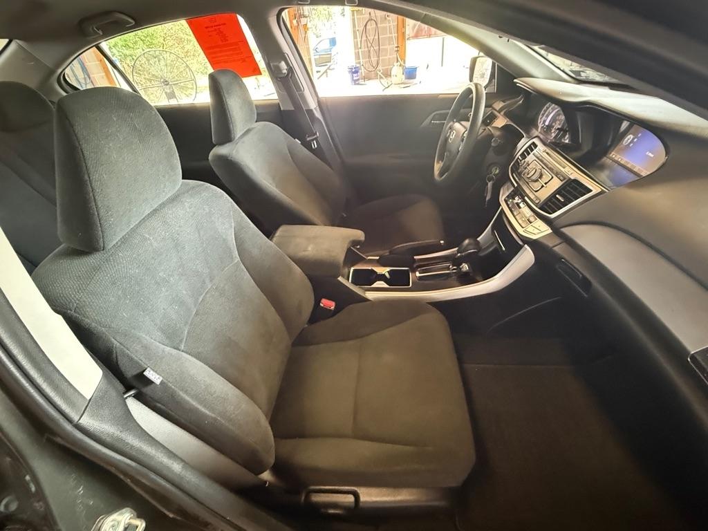 Honda Accord LX Sedan CVT 2013