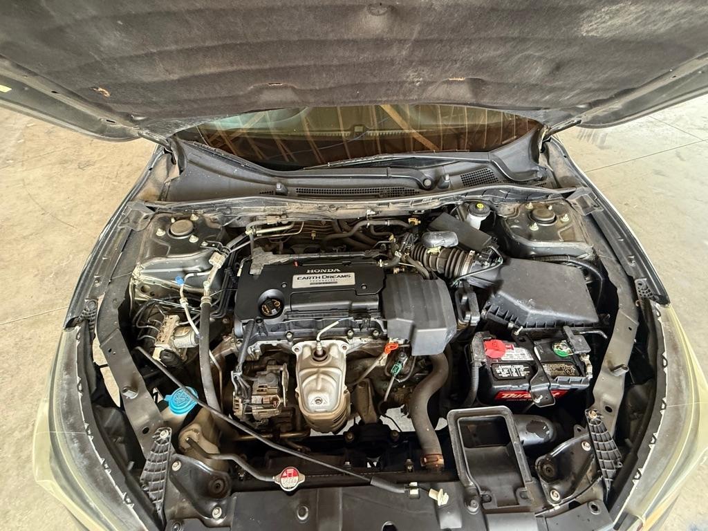 Honda Accord LX Sedan CVT 2013