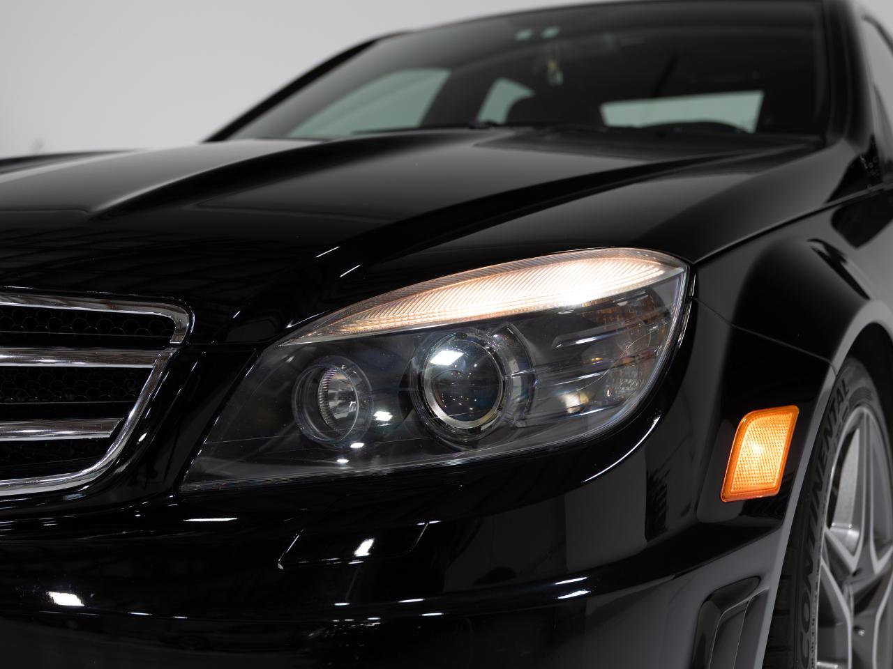 2011 Mercedes-Benz C-Class C63 AMG - Photo 11