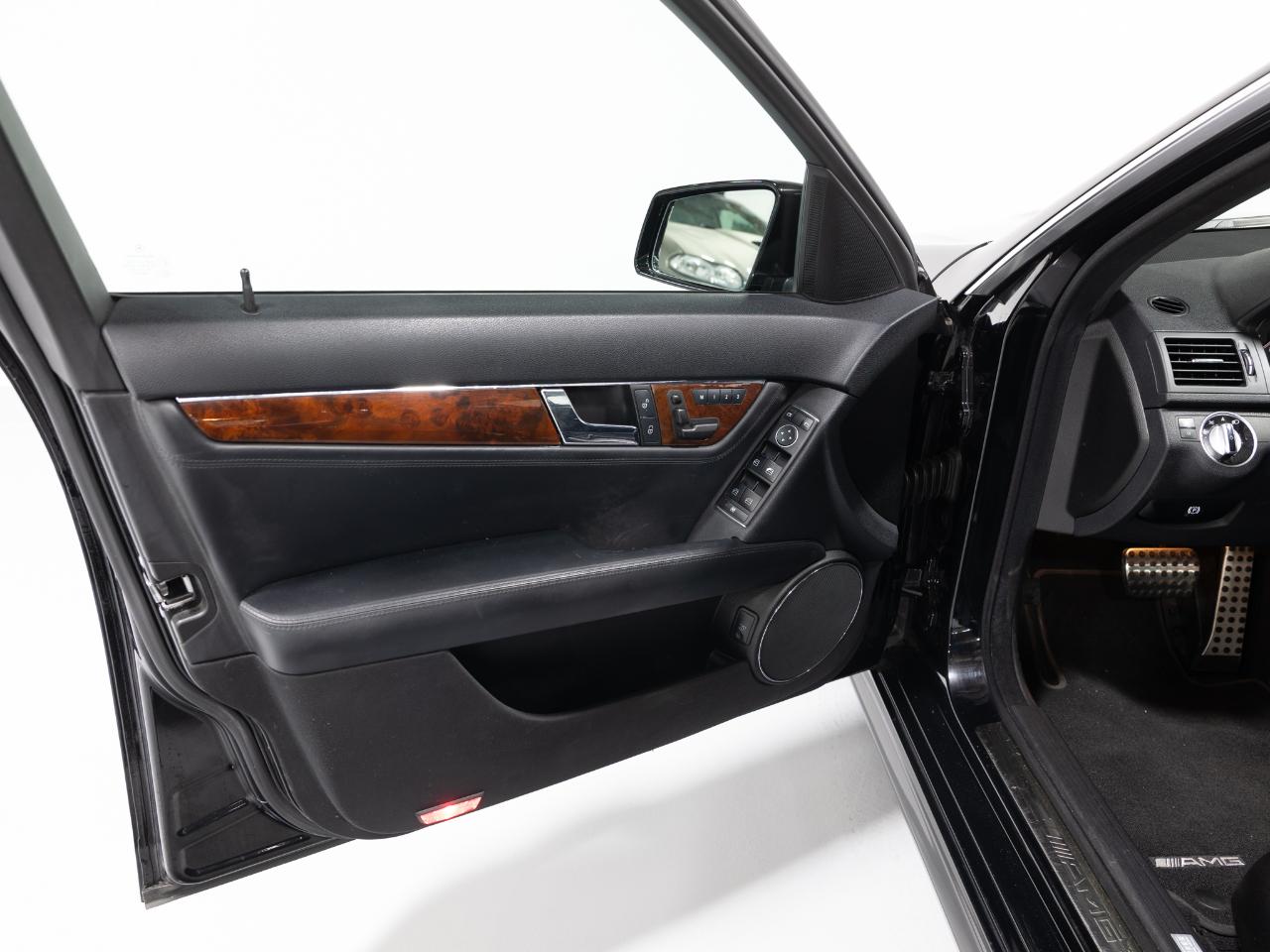 2011 Mercedes-Benz C-Class C63 AMG - Photo 51