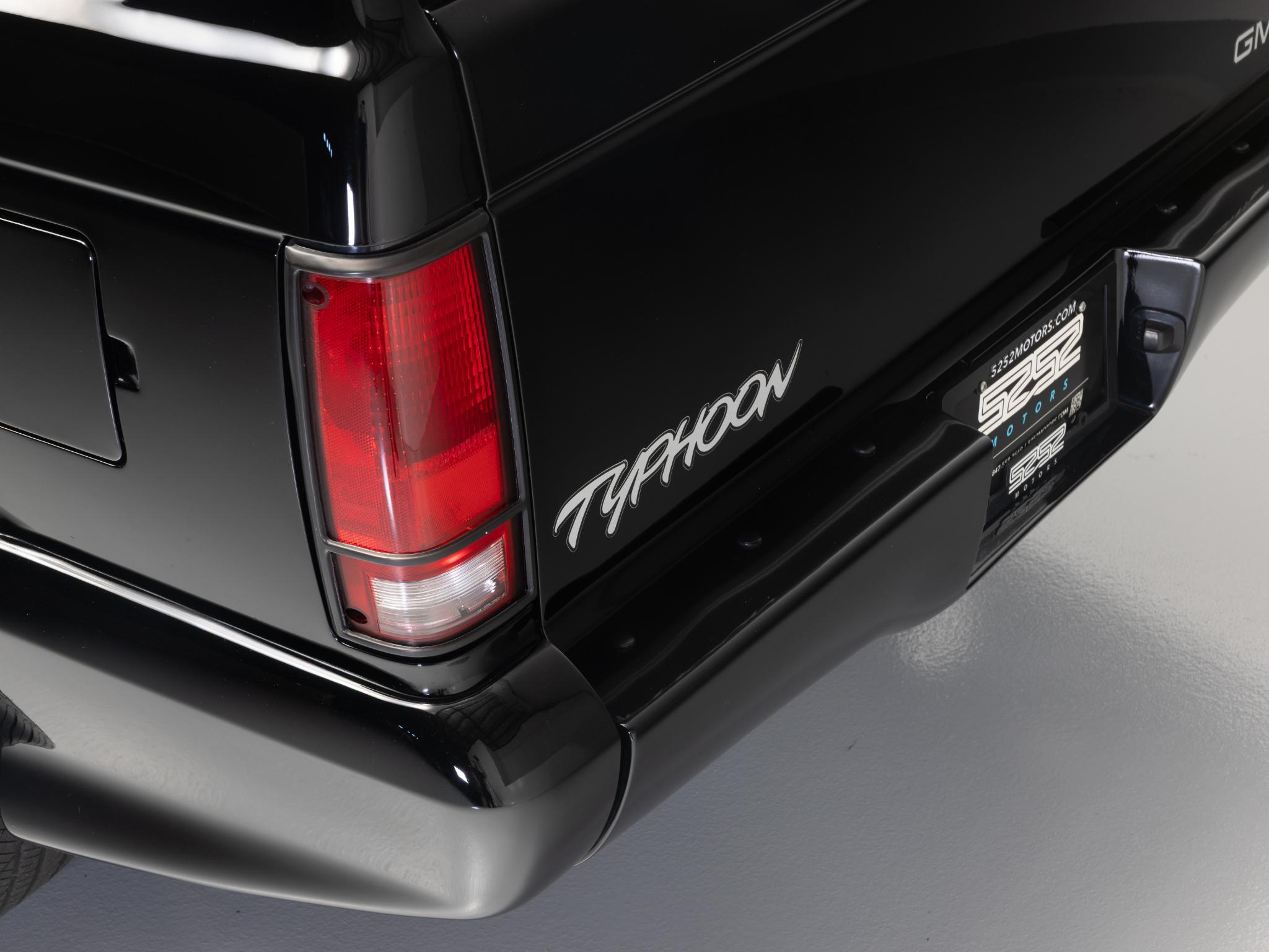 1993 GMC Typhoon - Photo 23
