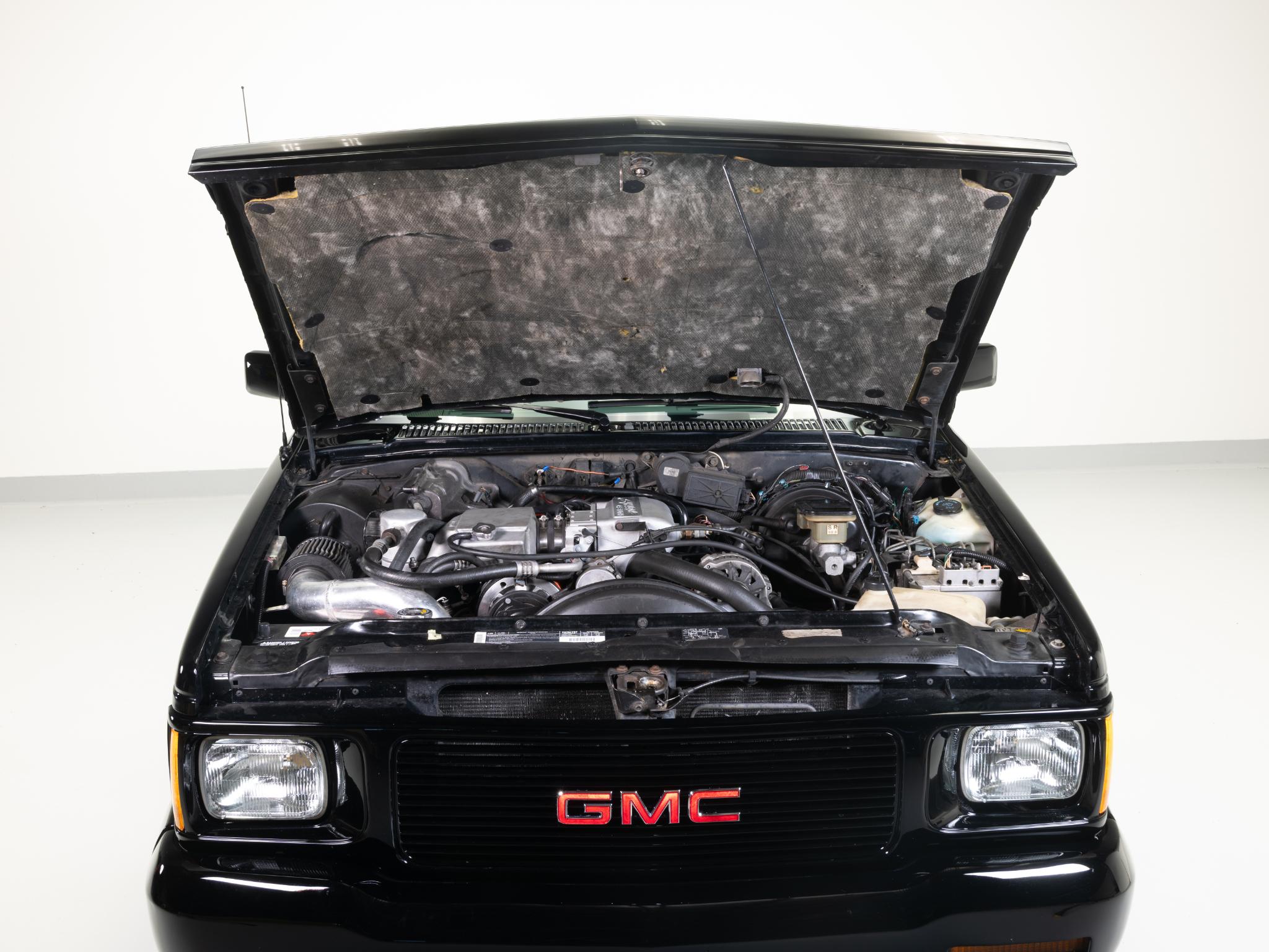 1993 GMC Typhoon - Photo 48