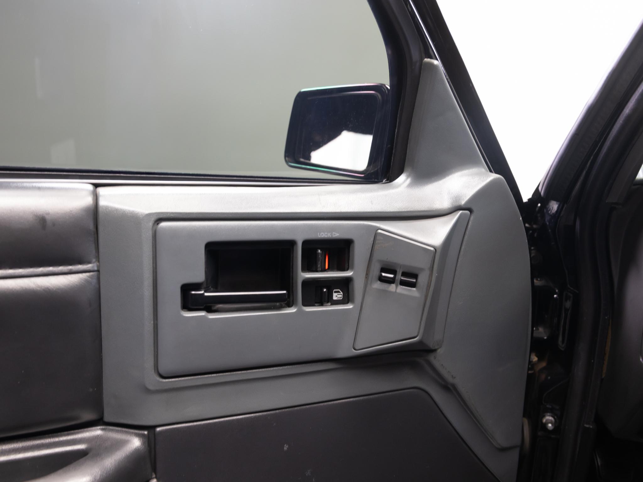 1993 GMC Typhoon - Photo 58