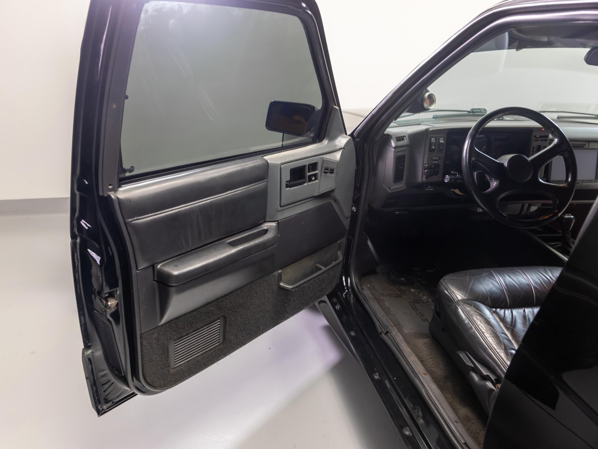 1993 GMC Typhoon - Photo 59