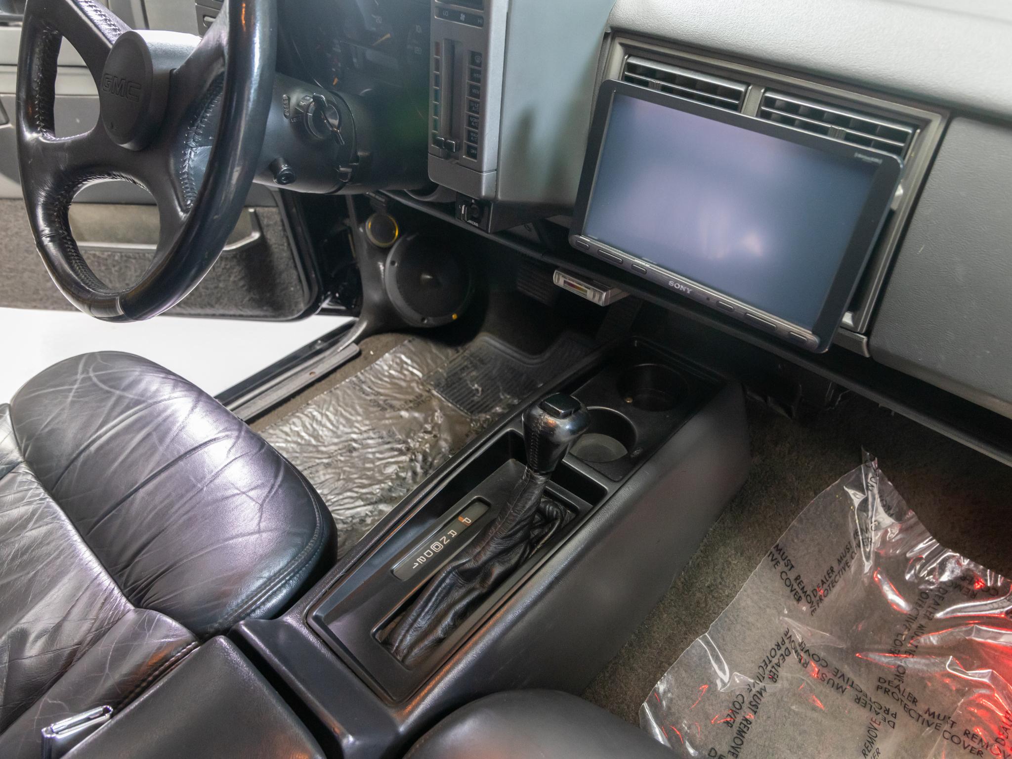 1993 GMC Typhoon - Photo 65