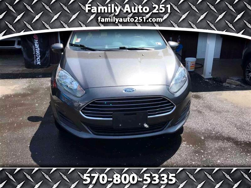 2017 Ford Fiesta SE Sedan
