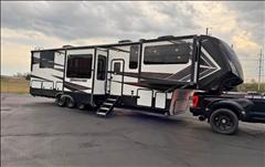 2019 Grand Design Momentum 