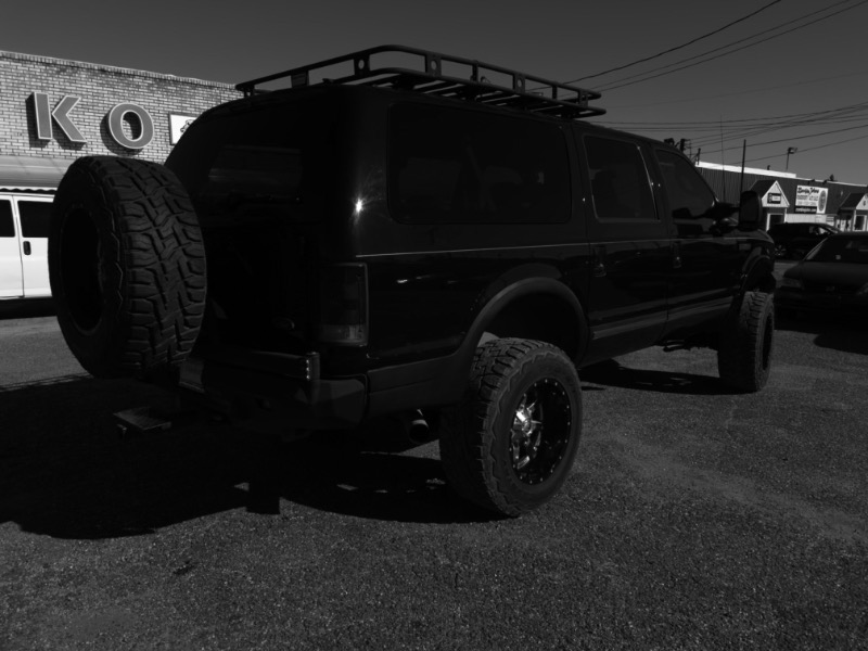 Ford Excursion Limited 6.0L 4WD 2003