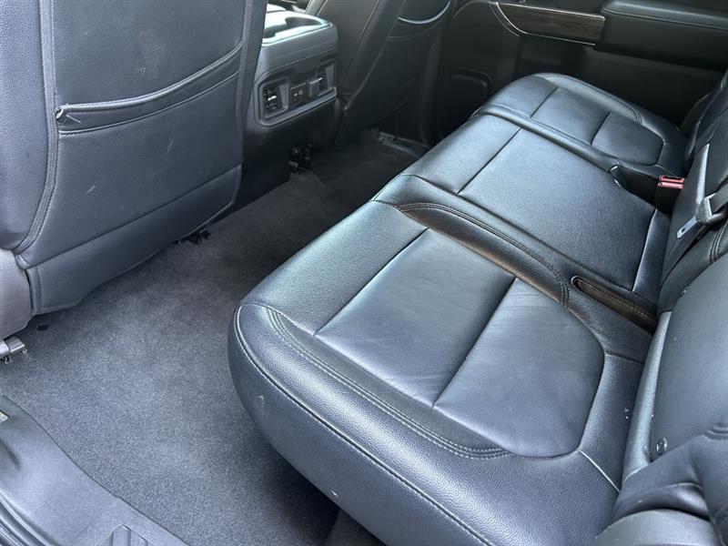 Chevrolet Silverado 1500 RST Crew Cab 2WD 2020 Chevrolet Silverado 1500 RST Crew Cab 2WD 2020