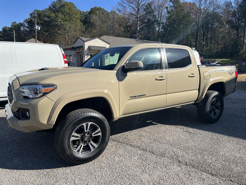 2018 Toyota Tacoma SR5 Double Cab Long Bed V6 6AT 2WD