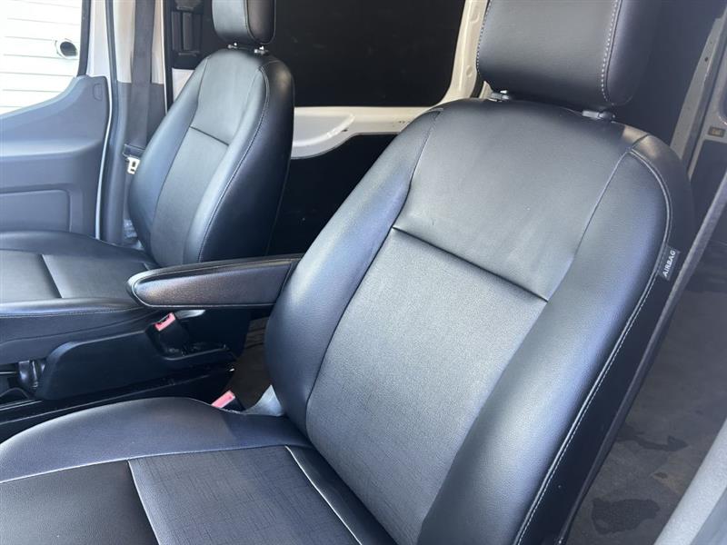 Ford Transit 250 Van High Roof w/Sliding Pass. 148-in. WB 2023