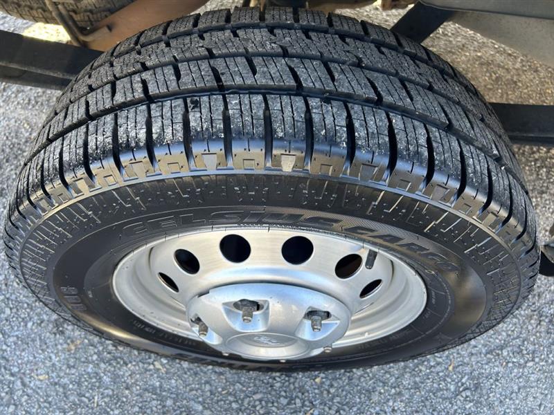 Ford Transit 250 Van High Roof w/Sliding Pass. 148-in. WB 2023