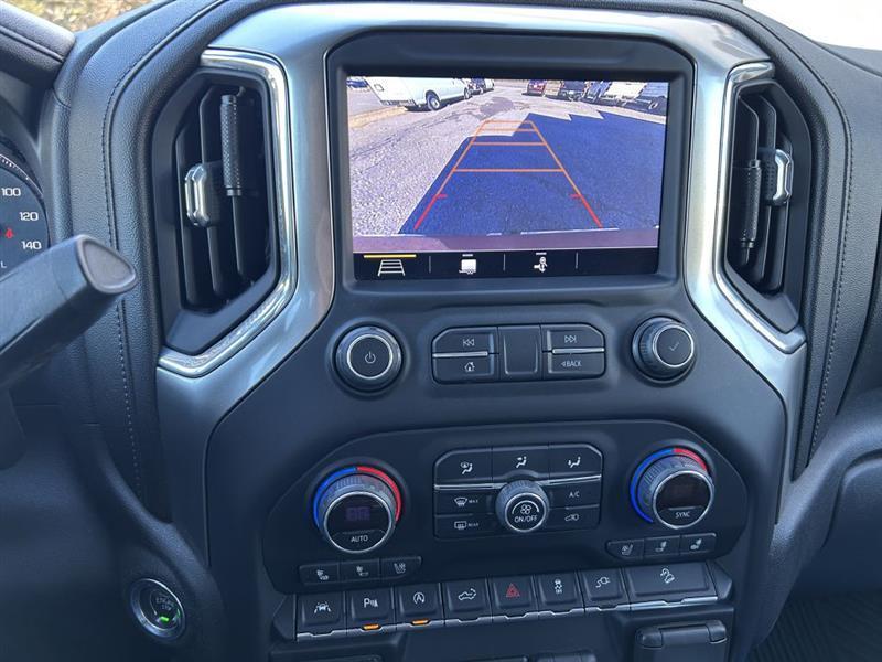 Chevrolet Silverado 1500 Crew Cab Crew Cab 143.5" WB 4WD Z71 2019