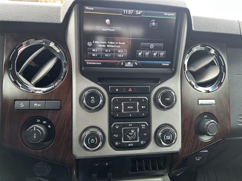 Ford F-250 SD Lariat Crew Cab 4WD 2016