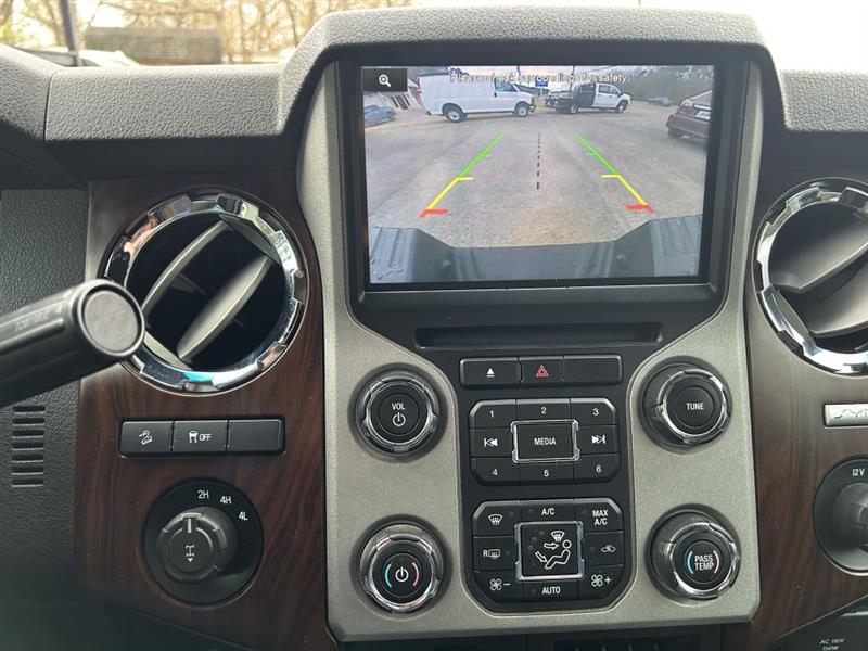 Ford F-250 SD Lariat Crew Cab 4WD 2016