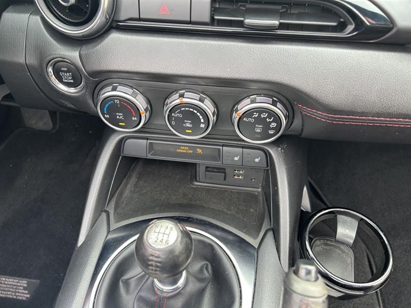 Mazda MX-5 Miata Grand Touring 6MT 2017