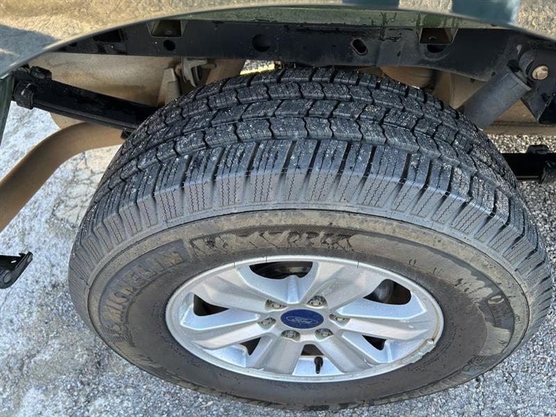 Ford F-150 XL 8-ft. Bed 2WD 2015