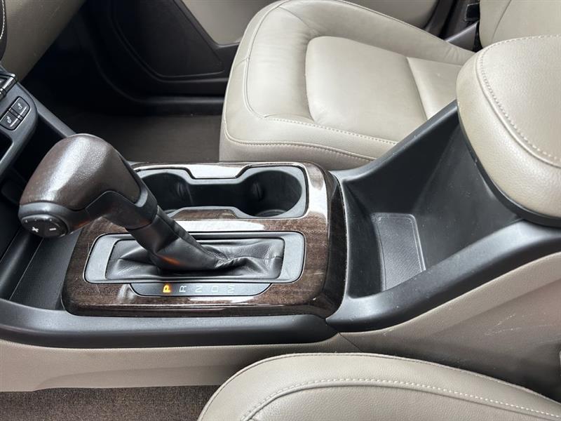 GMC Canyon SLT Crew Cab 4WD Long Box 2015