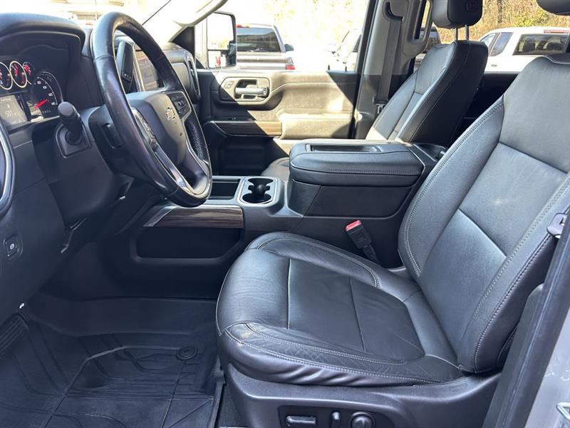 Chevrolet Silverado 2500HD LT Crew Cab Long Box 4WD 2020