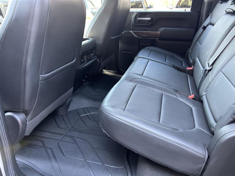 Chevrolet Silverado 2500HD LT Crew Cab Short Bed 4WD 2020