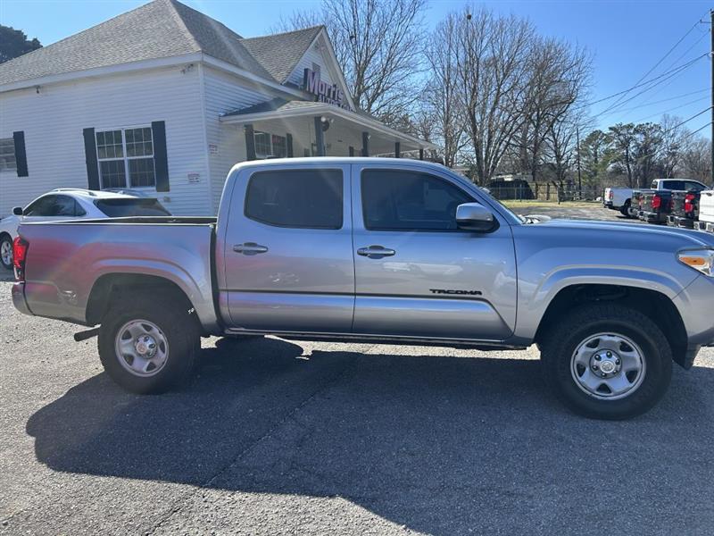 Toyota Tacoma SR5 Double Cab Long Bed I4 6AT 2WD 2018