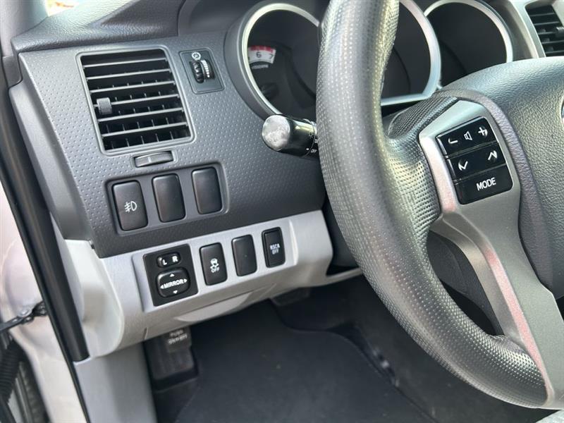 Toyota Tacoma SR5 Dbl Cab 4WD at 2013