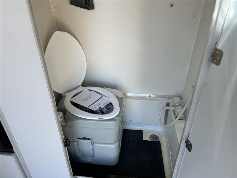 Ford Transit 250 Van Med. Roof w/Sliding Pass. 148-in. WB 2019