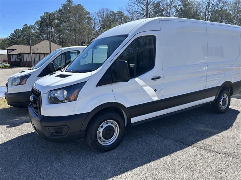 Ford Transit 250 Van Med. Roof w/Sliding Pass. 148-in. WB 2023