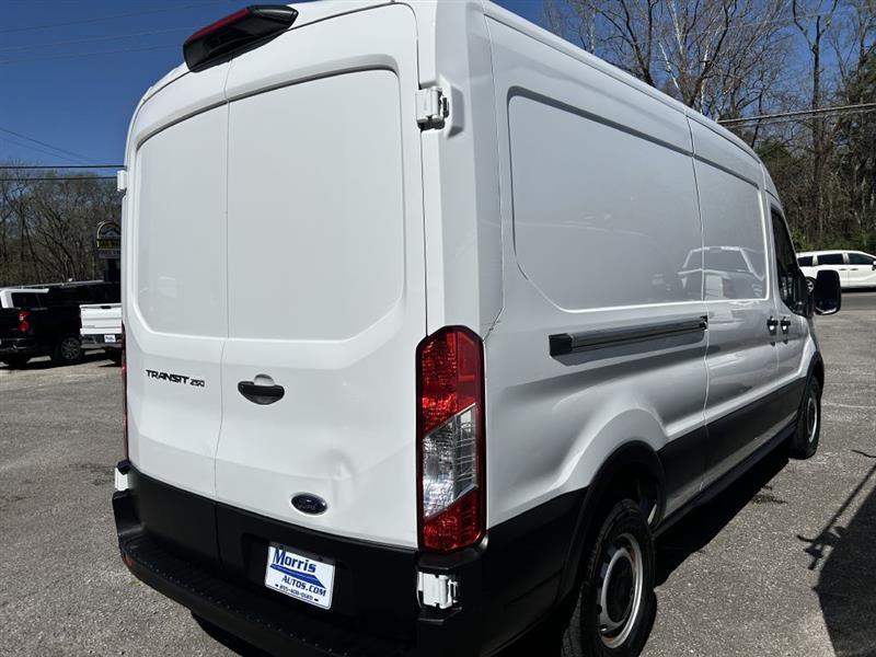 Ford Transit 250 Van Med. Roof w/Sliding Pass. 148-in. WB 2023