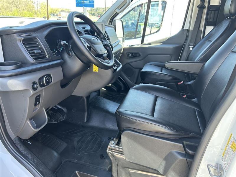 Ford Transit 250 Van Med. Roof w/Sliding Pass. 148-in. WB 2023