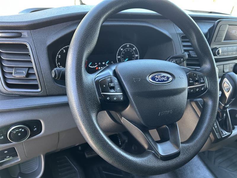 Ford Transit 250 Van Med. Roof w/Sliding Pass. 148-in. WB 2023