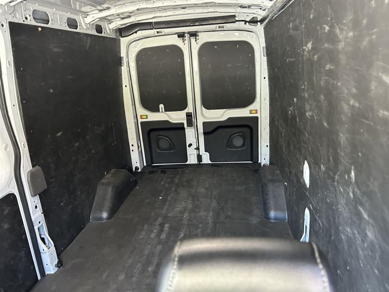 Ford Transit 250 Van Med. Roof w/Sliding Pass. 148-in. WB 2023
