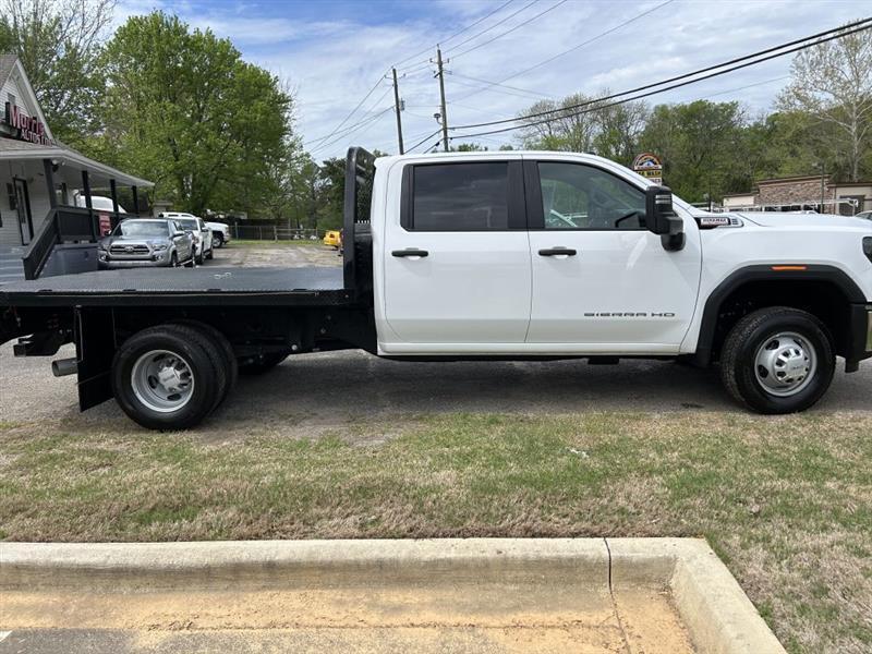 GMC Sierra 3500HD Pro Crew Cab 4WD LB 2024
