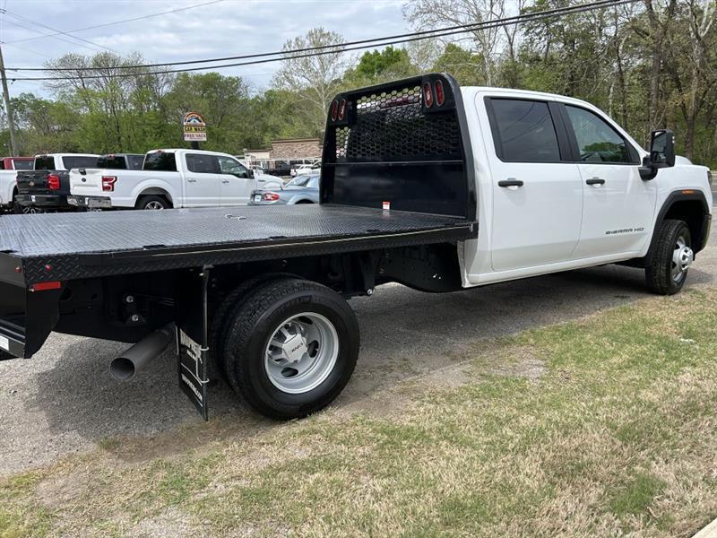 GMC Sierra 3500HD Pro Crew Cab 4WD LB 2024