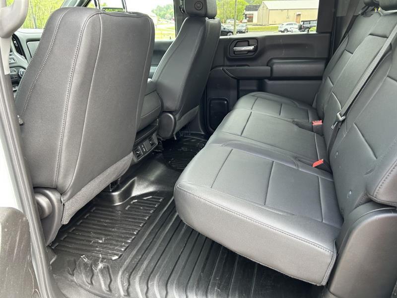 GMC Sierra 3500HD Pro Crew Cab 4WD LB 2024