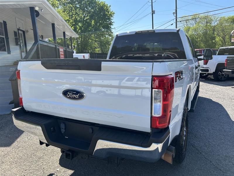 Ford F-250 SD XL Crew Cab 4WD 2019