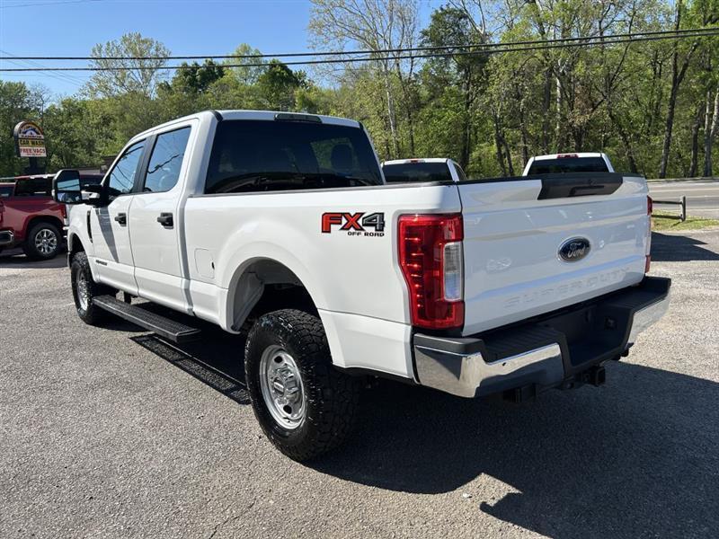 Ford F-250 SD XL Crew Cab 4WD 2019