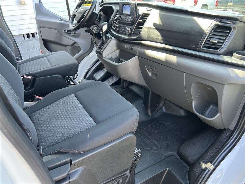 Ford Transit 250 Van 2024