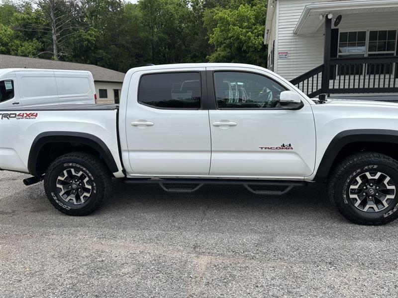 2018 Toyota Tacoma SR5 Double Cab Long Bed V6 6AT 4WD