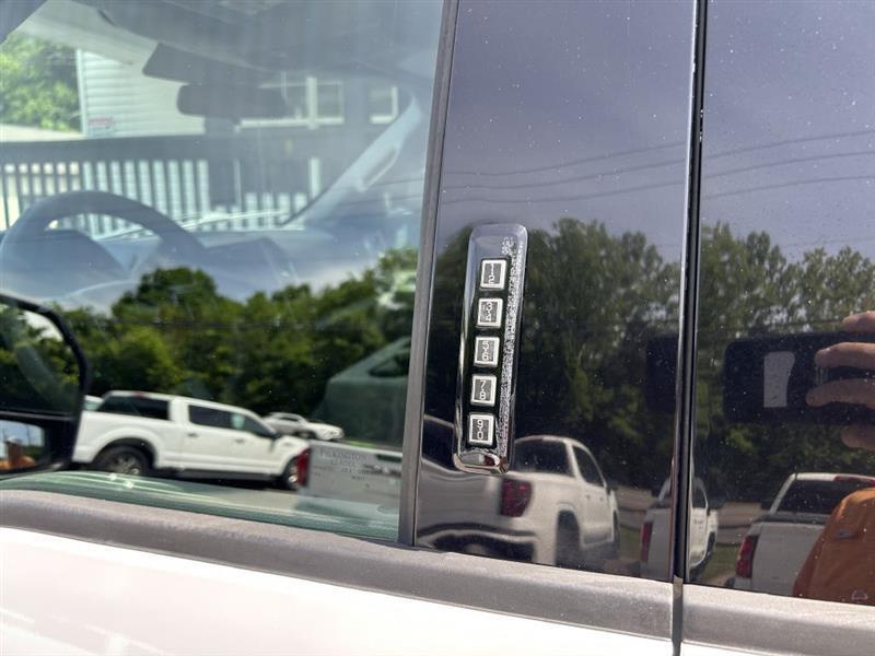 Ford F-250 SD XLT Crew Cab 4WD 2019