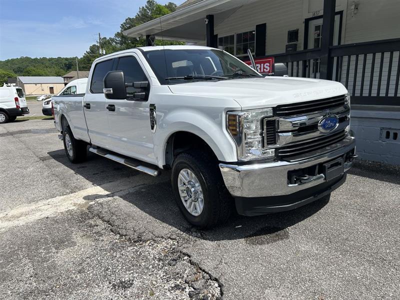 Ford F-250 SD XLT Crew Cab 4WD 2019