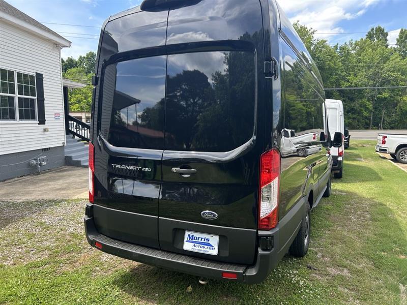 Ford Transit 250 Van High Roof w/Sliding Pass. 148-in. WB EL 2023